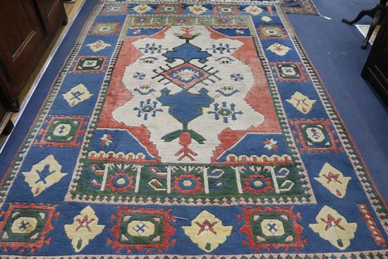 A Turkish carpet 290 x 205cm